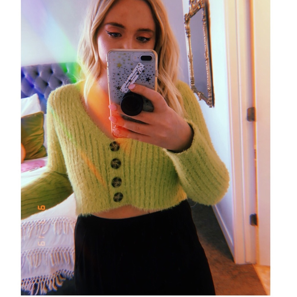 Cropped UO cardigan
